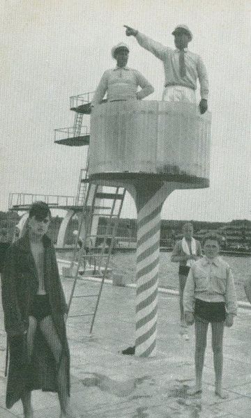 Datei:Ahlmowell Freibad Rendsburg Glück Auf November 1956.jpg