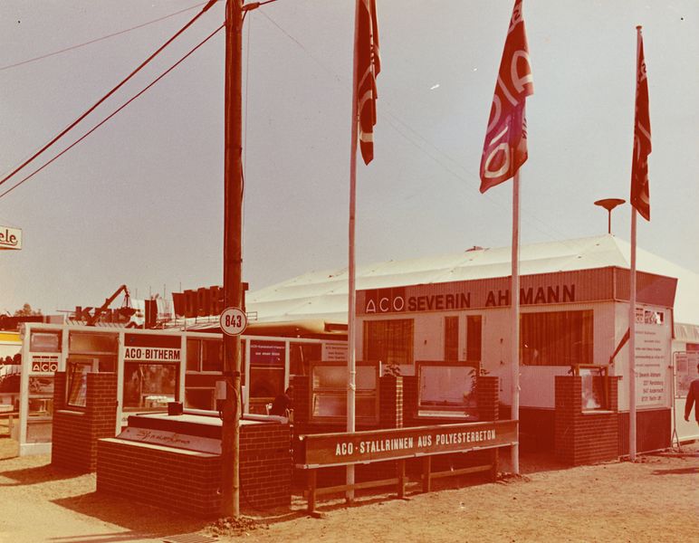 Datei:ACO Polyester Stall Messe LLG Köln 1970.jpg